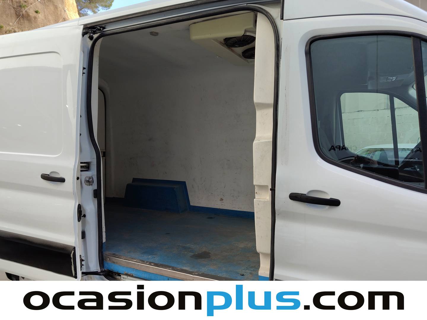 Fotos maletero Ford Transit Ford Transit Furgon 350 L2H2 Trend Delantera (130 CV)