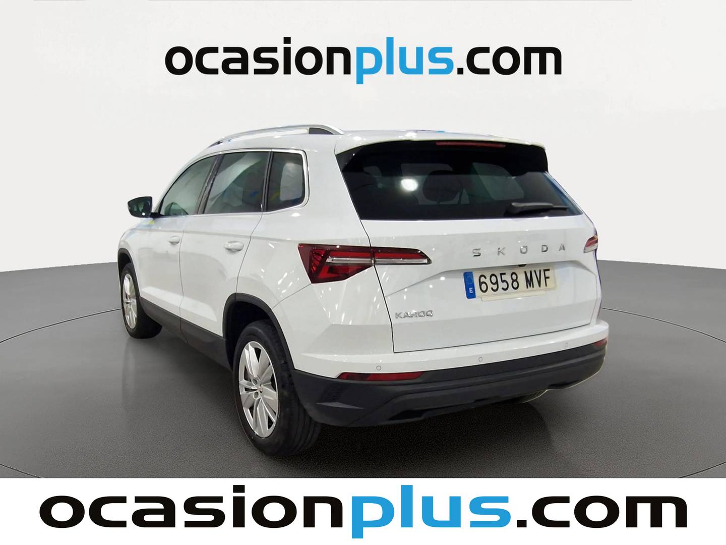Foto trasera Skoda Karoq Skoda Karoq 2.0 TDI Selection (115 CV) izquierda