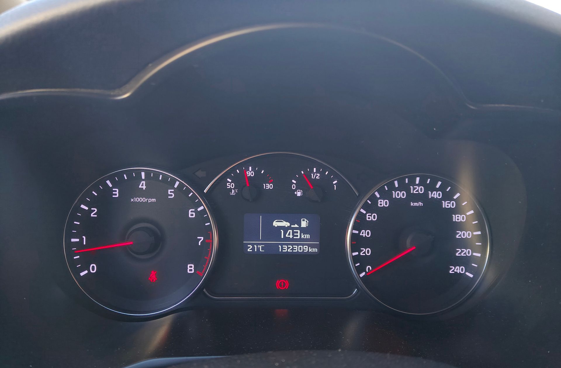 Kia Carens 1.6 GDi Eco-Dynamic x-Tech - foto 23
