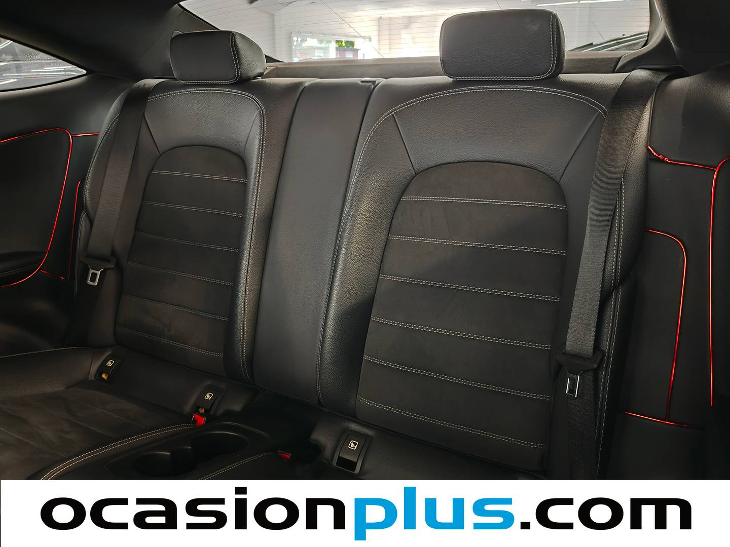 Foto asientos traseros Mercedes Clase C Mercedes Clase C Coupe 220 d  (170 CV) Pack AMG