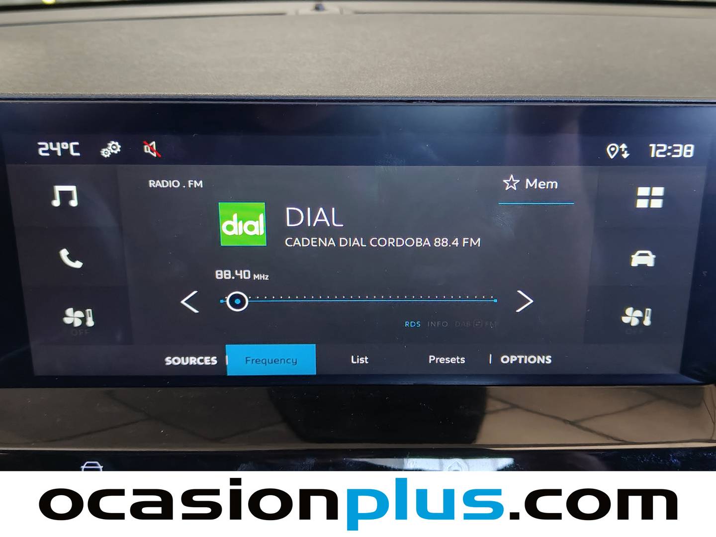 Foto Citroën C4 X Citroen C4 X PureTech 100 S&S 6v You (102 CV)