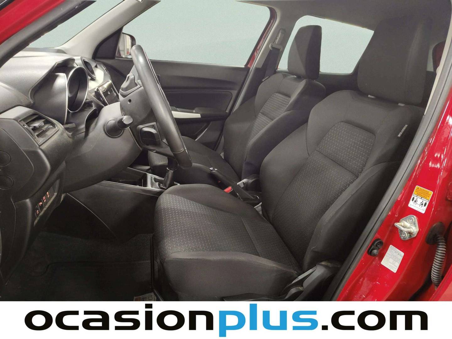 Foto asientos delanteros Suzuki Swift Suzuki Swift 1.2 GLE Mild Hybrid 4WD (83 CV)