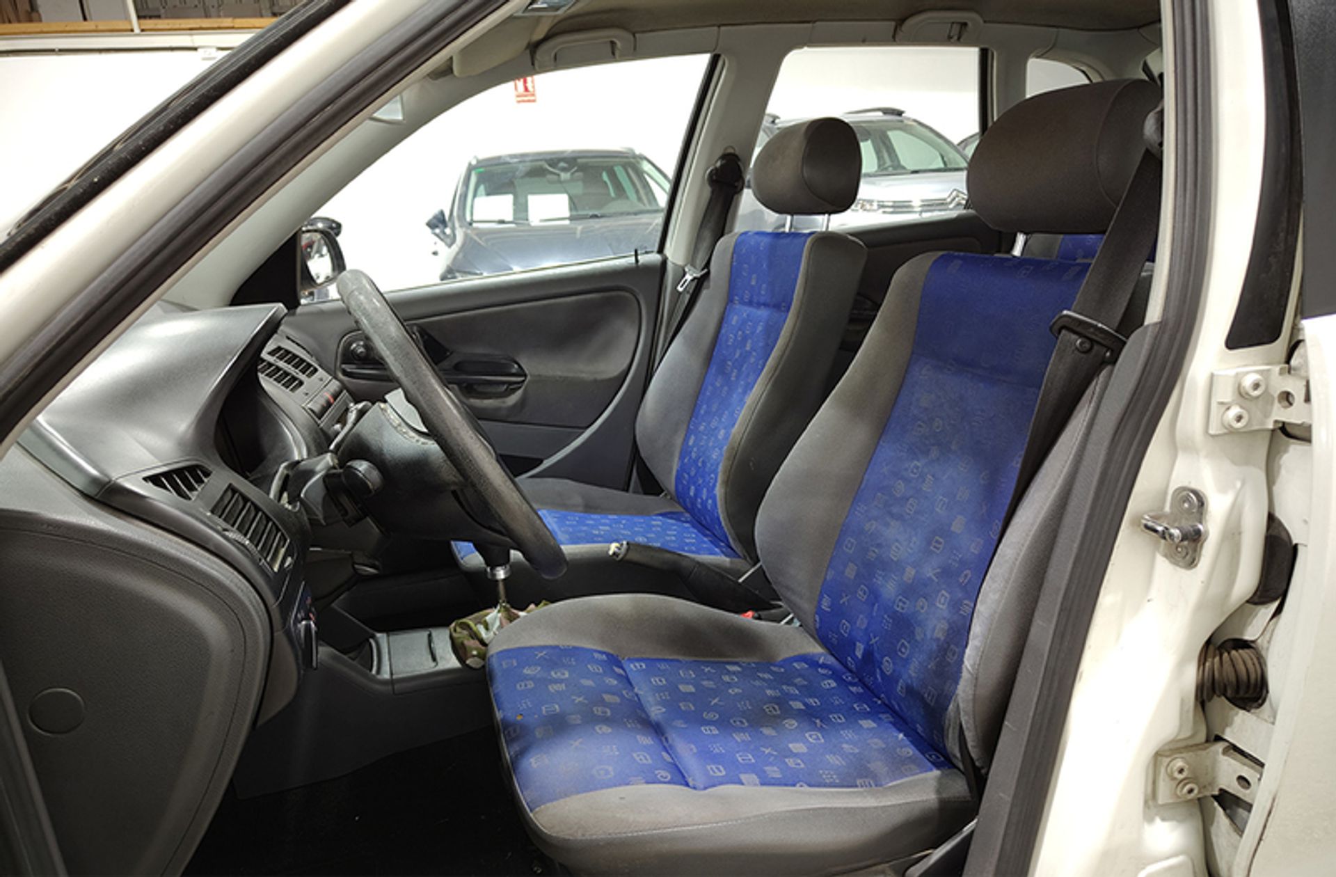 SEAT Ibiza 1.4 Stella - foto 7