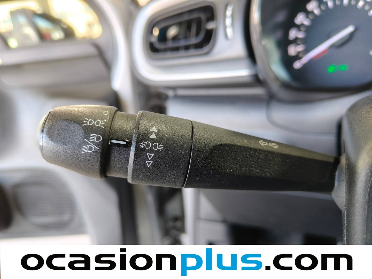 Citroën C3 Citroën C3 PureTech 82 Feel (83 CV) de segunda mano