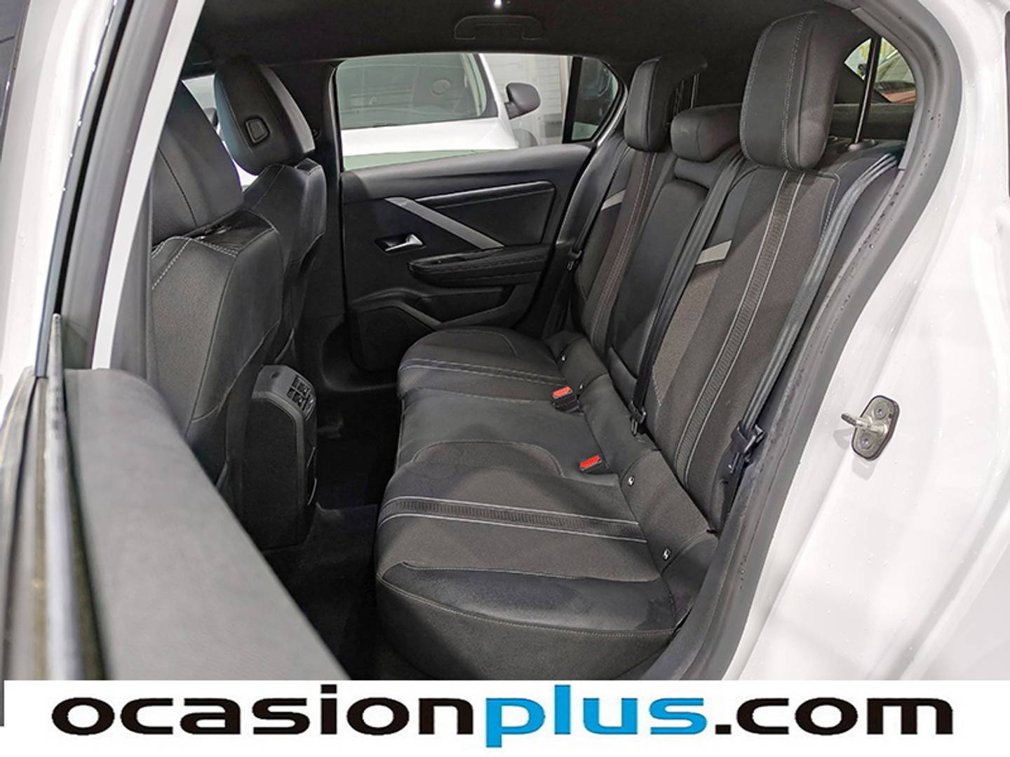 Foto Opel Astra Opel Astra 1.2 Turbo XHT GS (130 CV)