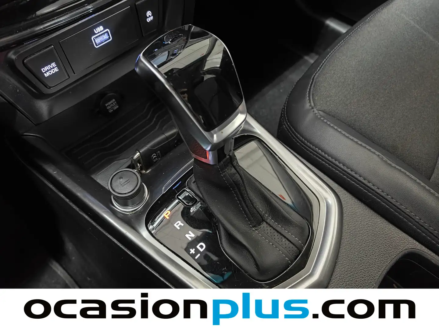 Foto SsangYong Tivoli Grand Ssangyong Tivoli Grand G15T Limited Auto (163 CV)