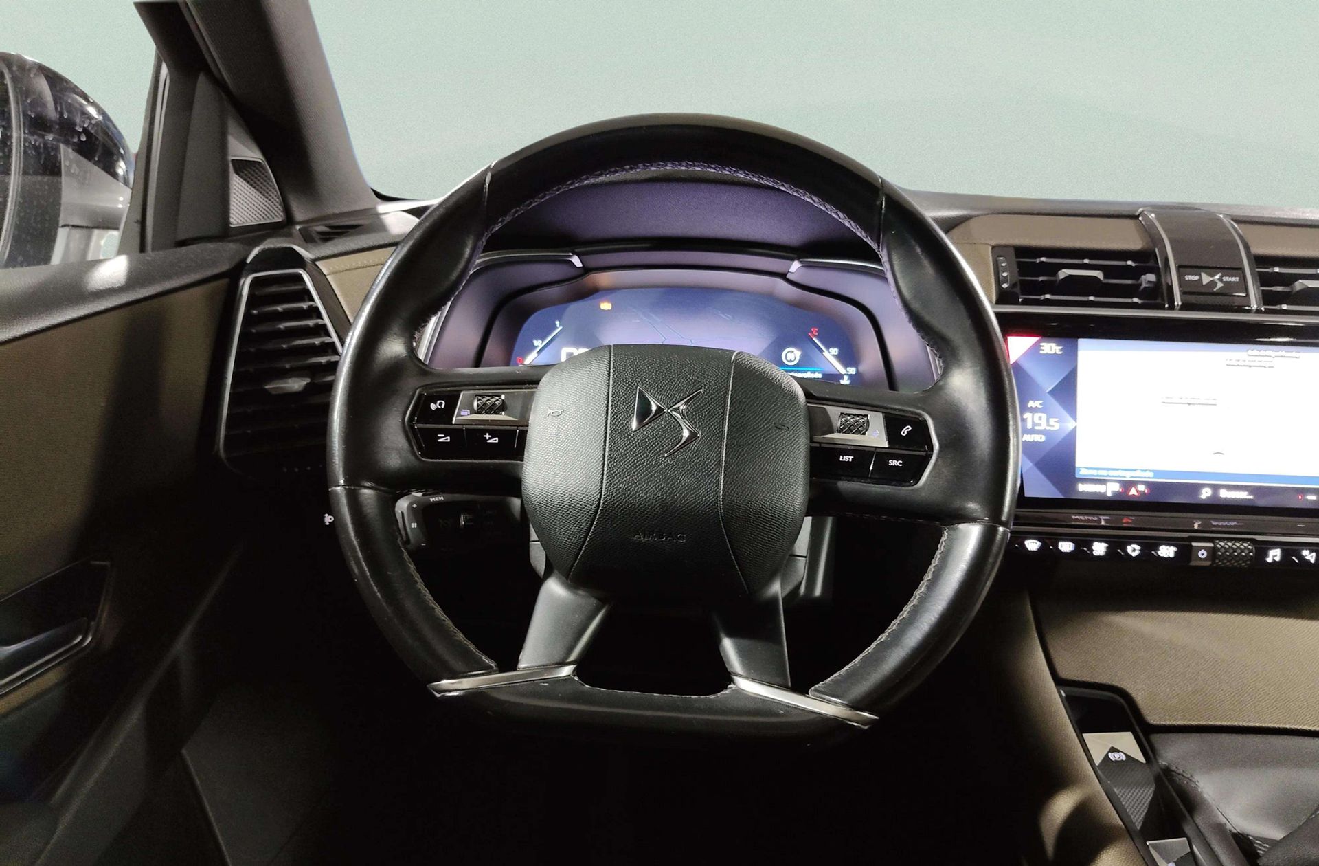 DS 7 Crossback BlueHDi 130 Be Chic - foto 22