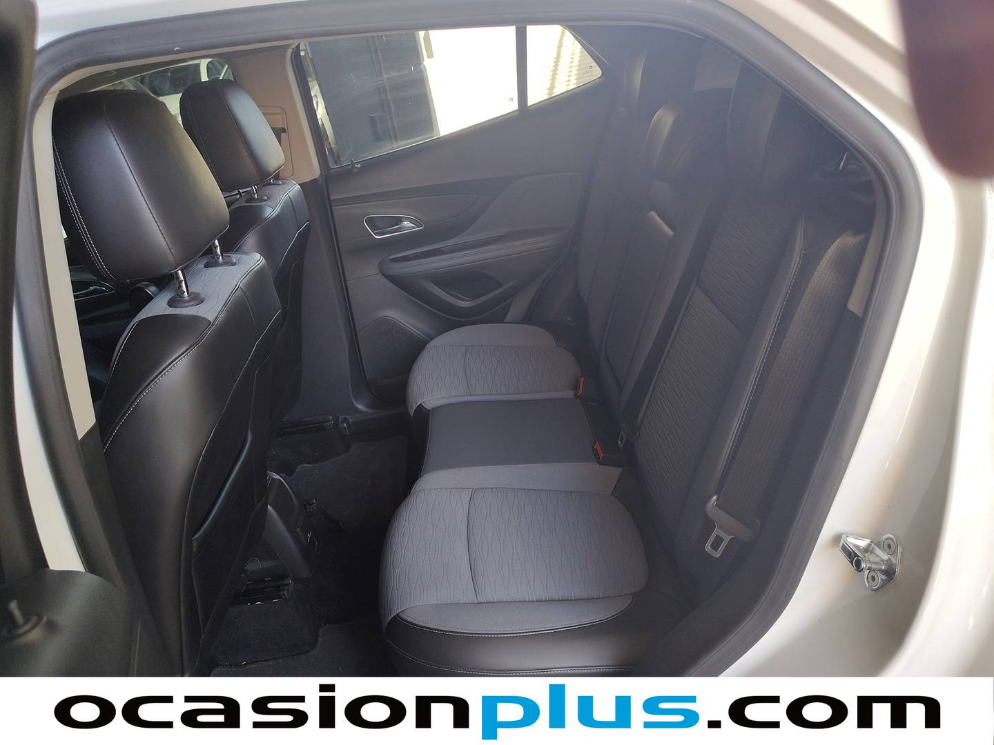 Foto asientos traseros Opel Mokka Opel Mokka 1.7 CDTi Excellence 4X2 Auto (130 CV)