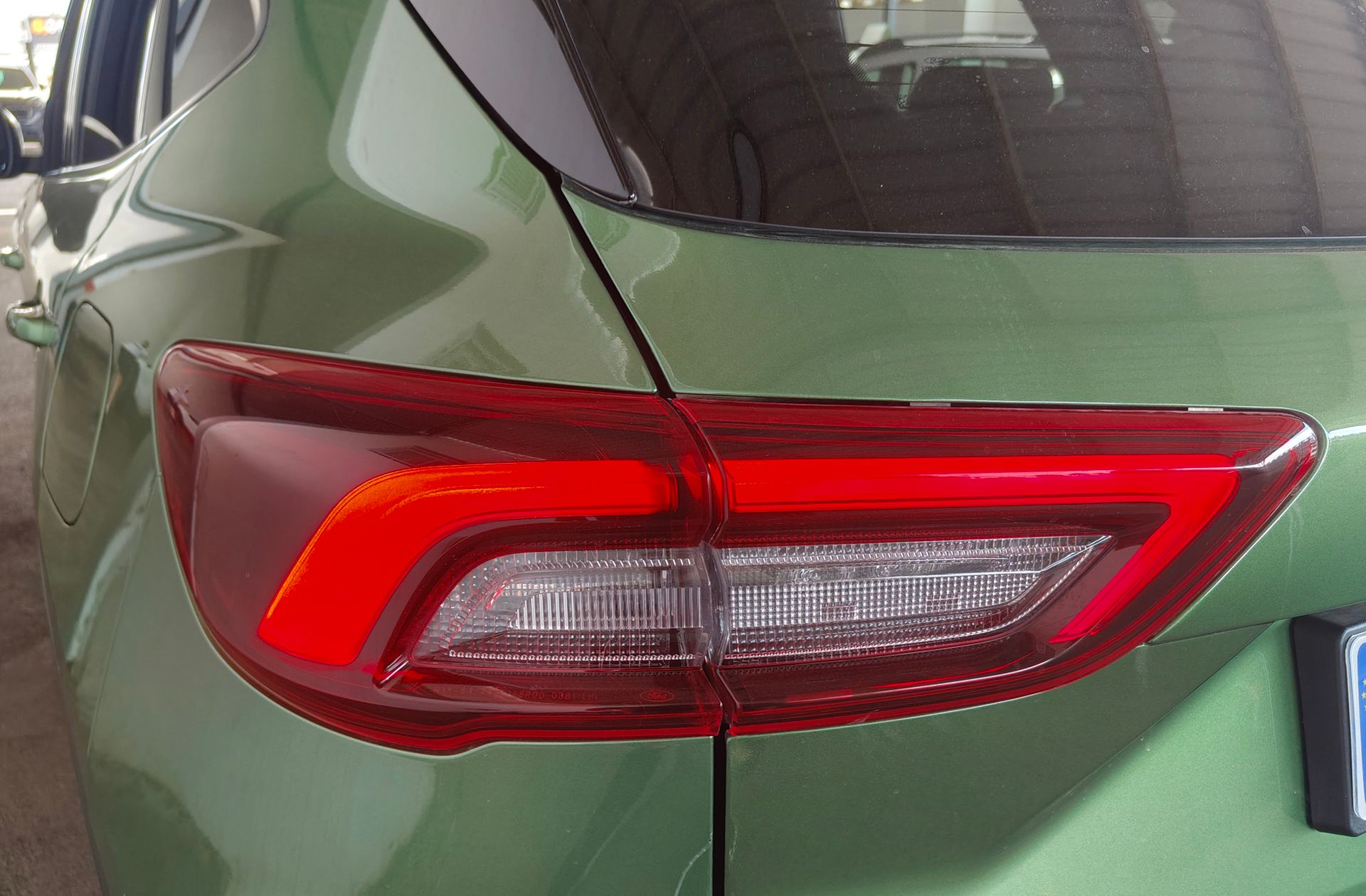 Ford Kuga 2.5 Duratec PHEV Active X - foto 19
