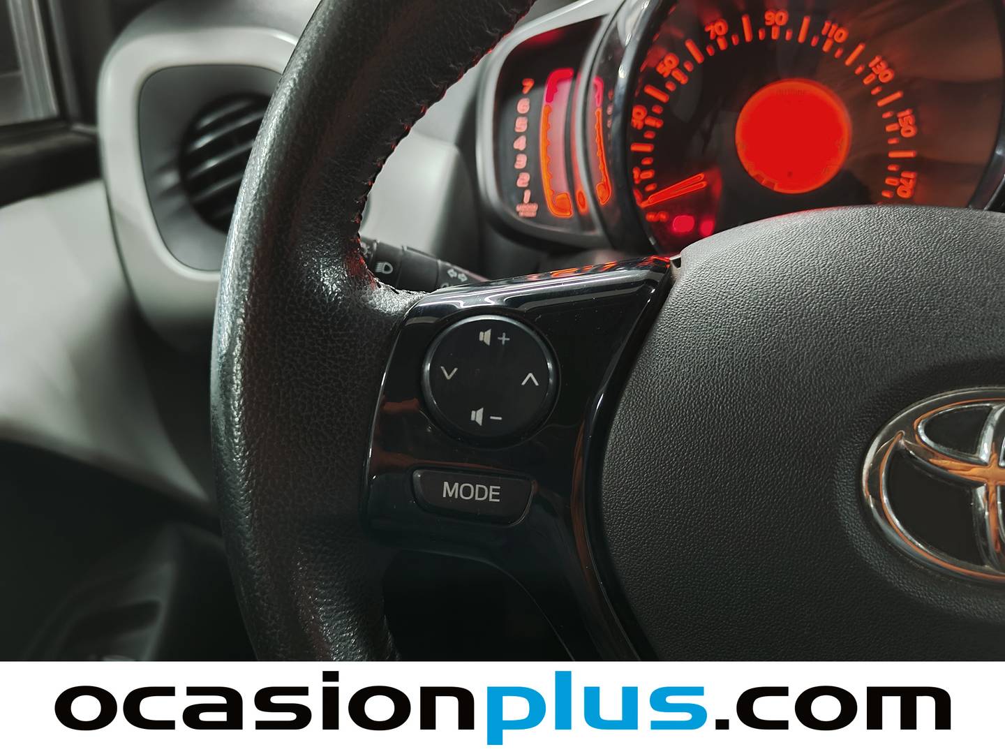 Toyota Aygo Toyota Aygo 1.0 70 x-play (69 CV) de ocasión