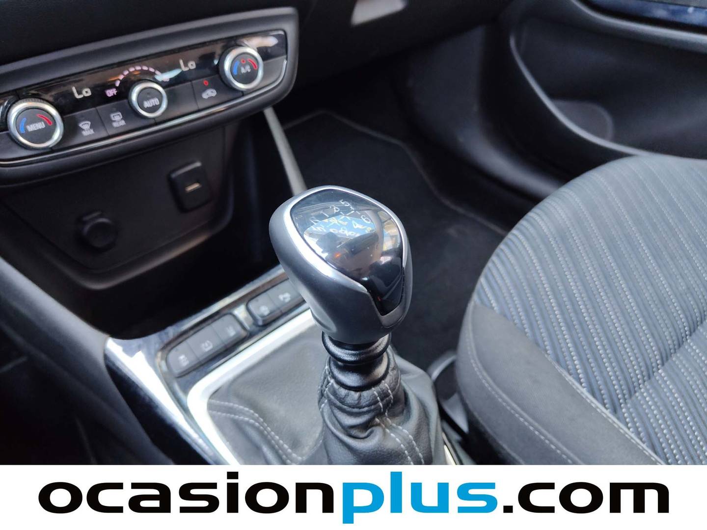 Foto Opel Crossland X Opel Crossland X 1.2 S&S Design Line 120 Aniversario (110 CV)