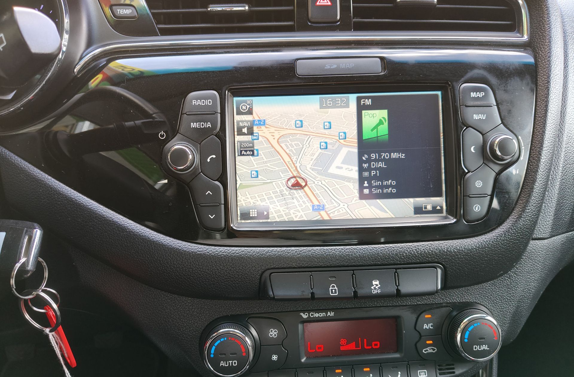 Kia Ceed 1.6 CRDi VGT Eco-Dynamics Uefa Euro2016 - foto 7