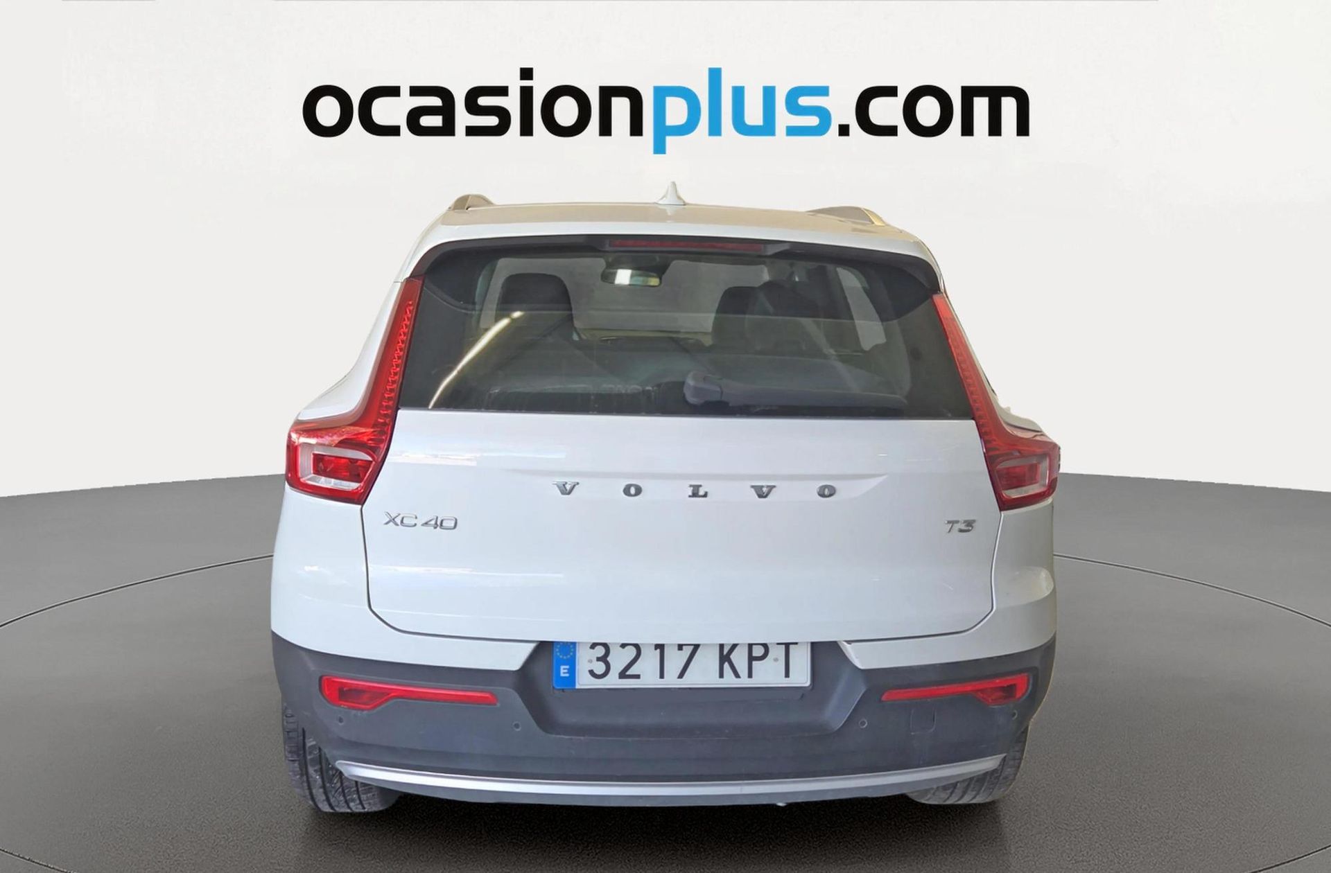 Volvo XC40 T3 Momentum - foto 14