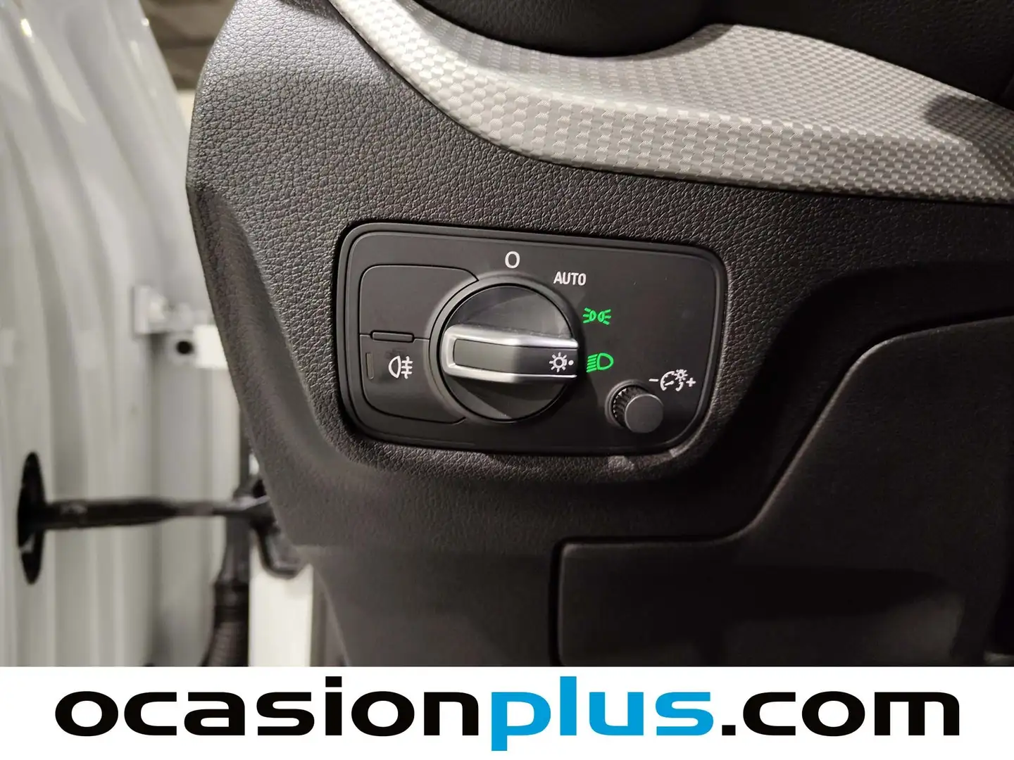 Foto Audi Q2 Audi Q2 Black Line 35 TDI  Pack S-line (150 CV) S tronic