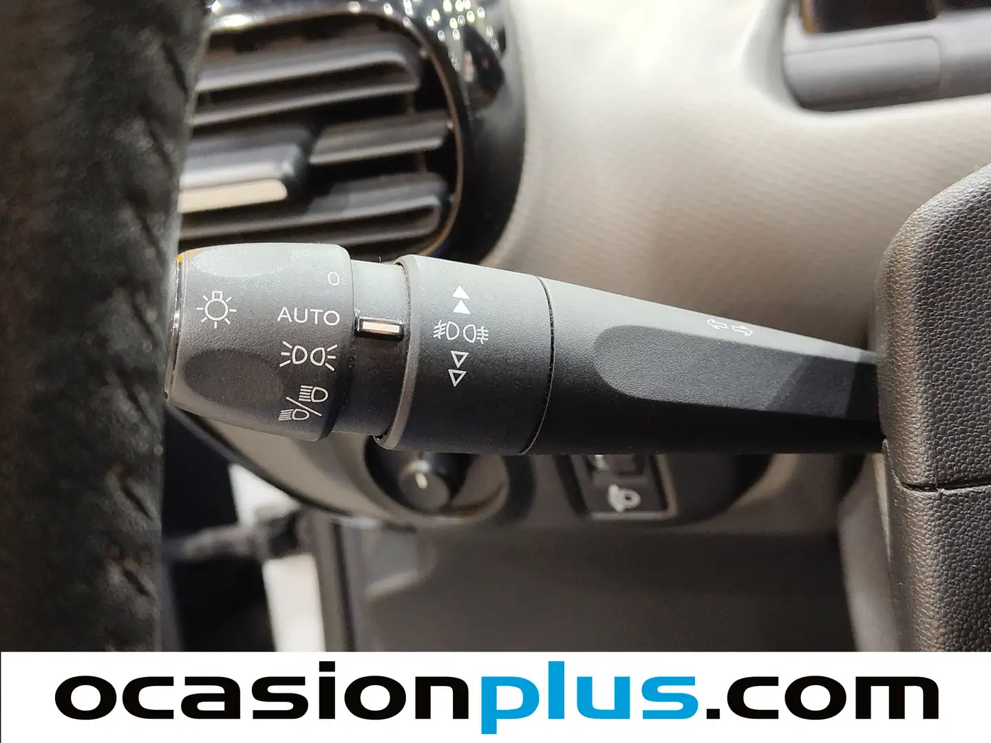 Foto Citroën C4 Cactus Citroen C4 Cactus BlueHDi 100 S&S Feel (99 CV)