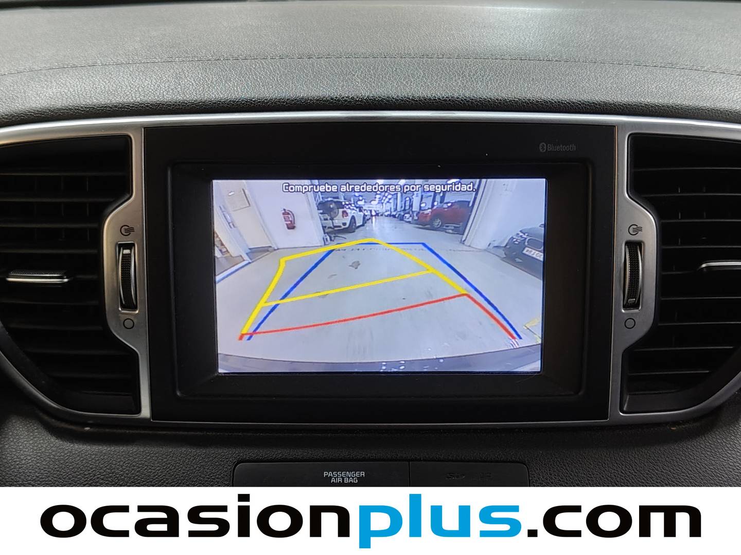 Equipamiento del KIA Sportage KIA Sportage 1.6 GDi x-Tech17 4x2 (132 CV)