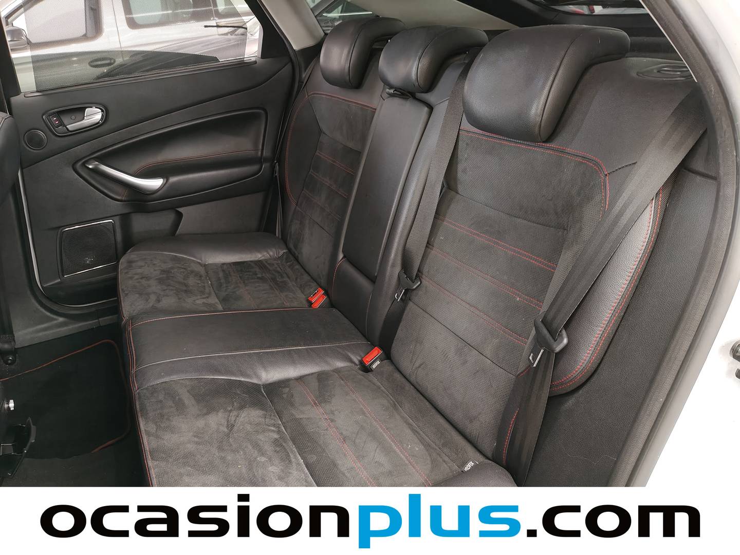 Foto asientos traseros Ford Mondeo Ford Mondeo 2.0 EcoBoost 203 Titanium S Powershift