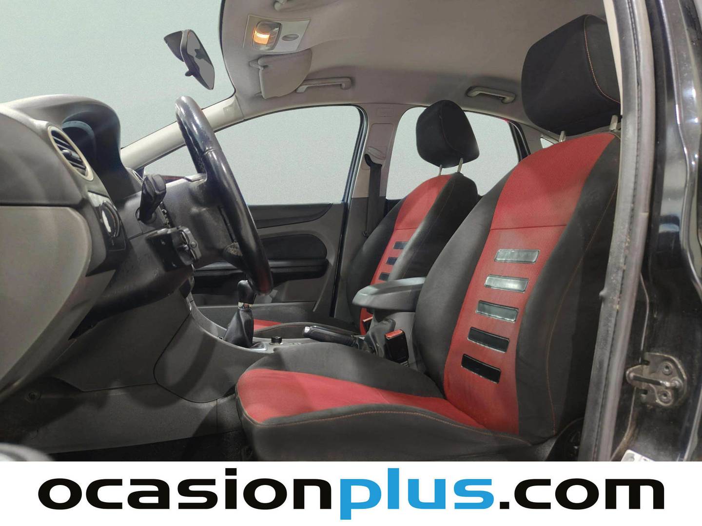 Foto asientos delanteros Ford Focus Ford Focus 1.6 Trend (100 CV)