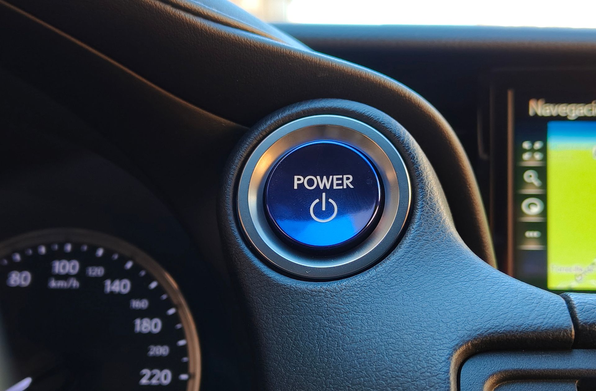 Lexus RC 300h Business Navigation - foto 32