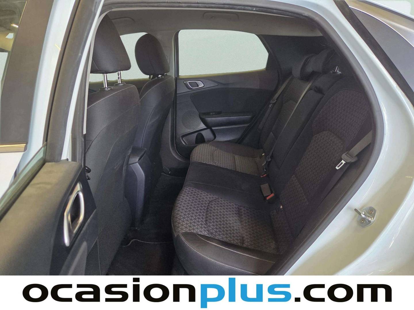 Foto asientos traseros KIA XCeed KIA XCeed 1.0 T-GDi Drive (120 CV)