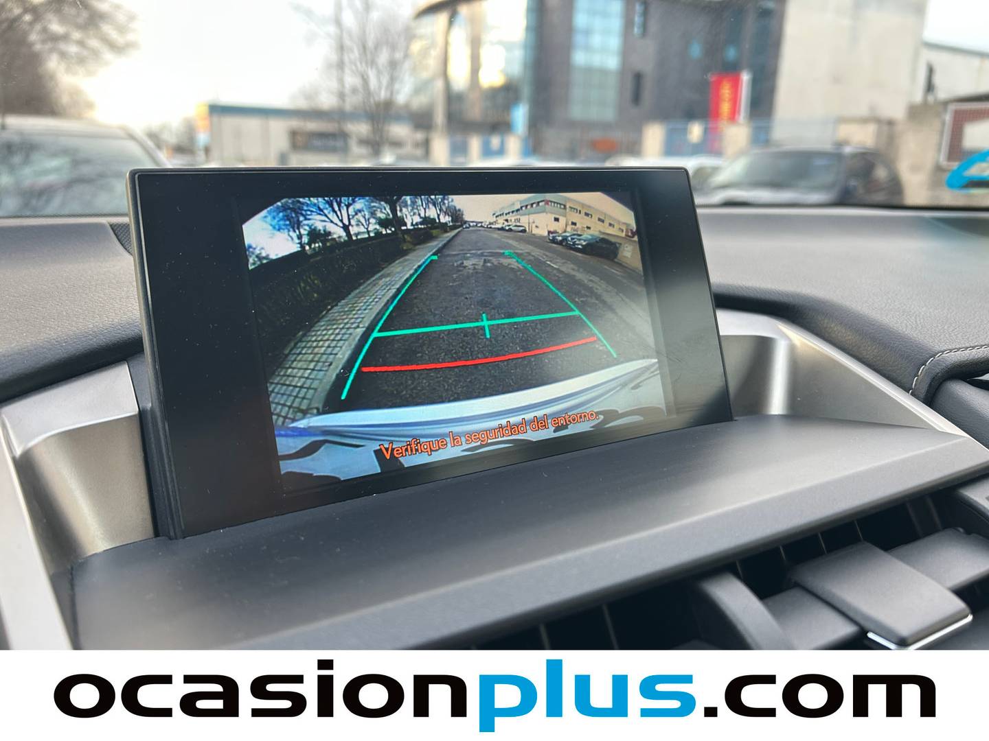 Foto Lexus NX Lexus NX Corporate 2WD (197 CV)