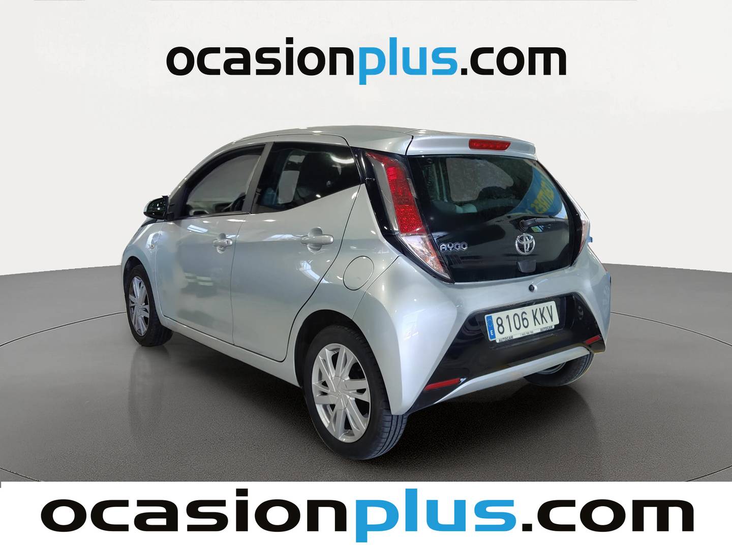 Foto trasera Toyota Aygo Toyota Aygo 1.0 70 x-play (69 CV) derecha