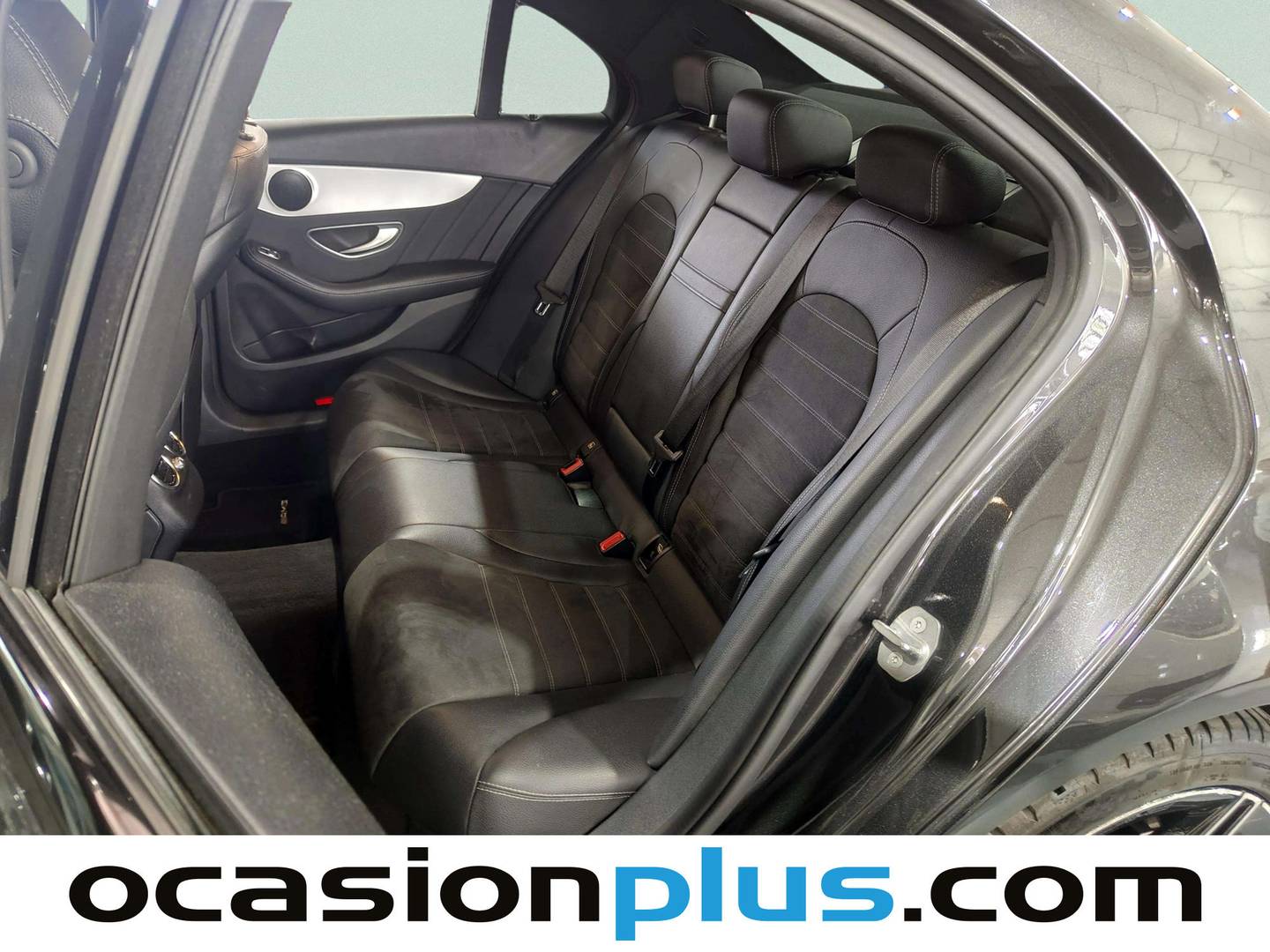 Foto asientos traseros Mercedes Clase C Mercedes Clase C 200 d (160 CV) Pack AMG