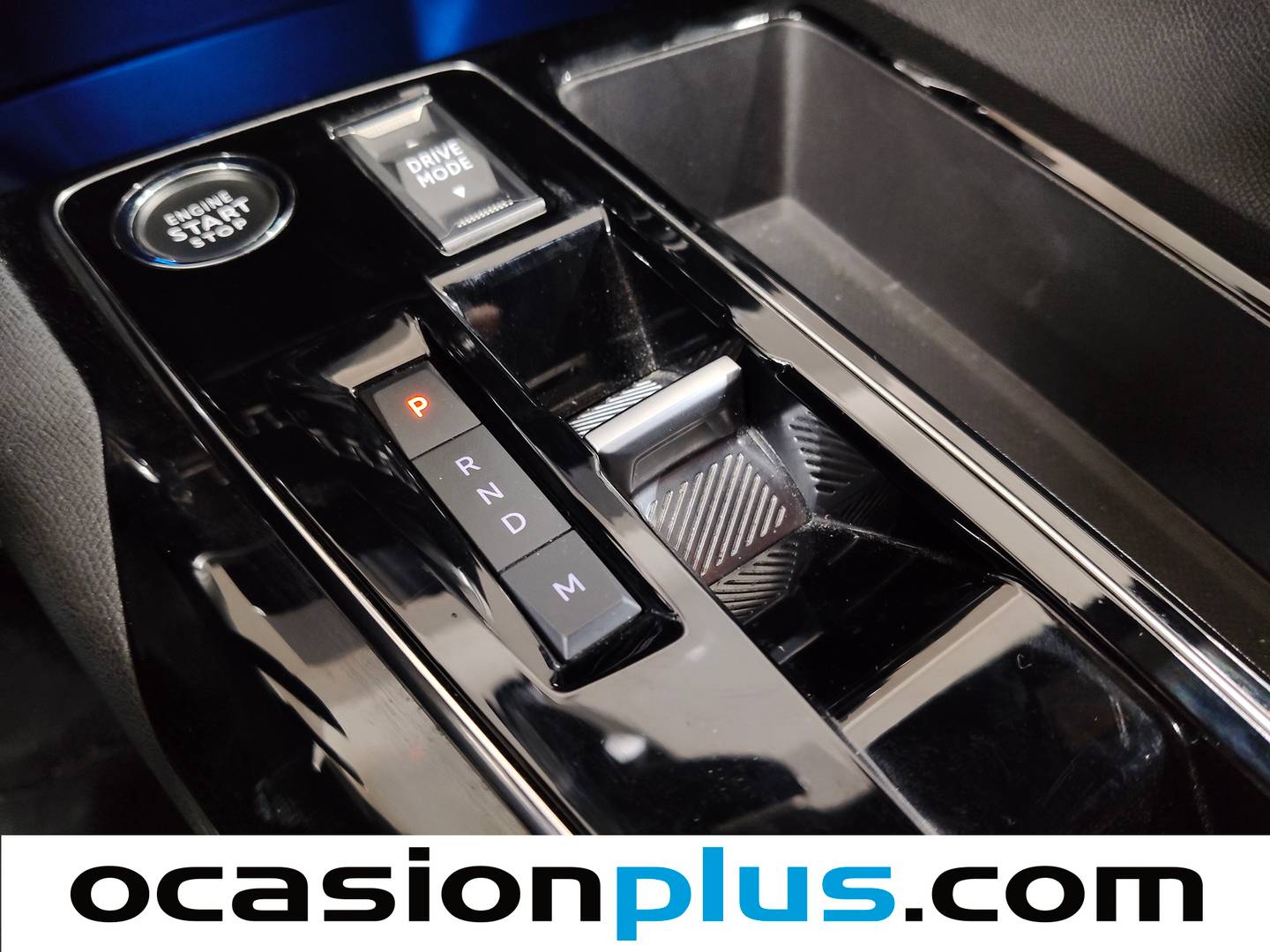 Foto Peugeot 3008 Peugeot 3008 PureTech 130 S&S GT EAT8 (130 CV)