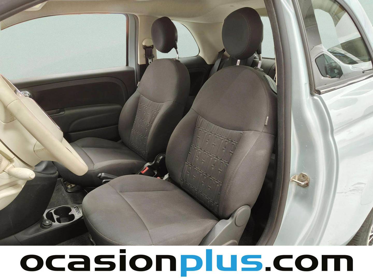 Foto asientos delanteros Fiat 500 Fiat 500 1.0 Hybrid Dolcevita (70 CV)