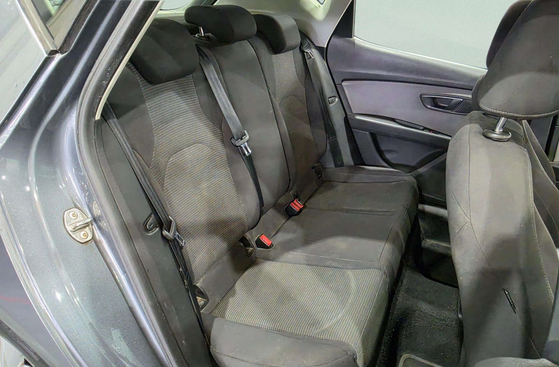 SEAT León 1.6 TDI Style - foto 14