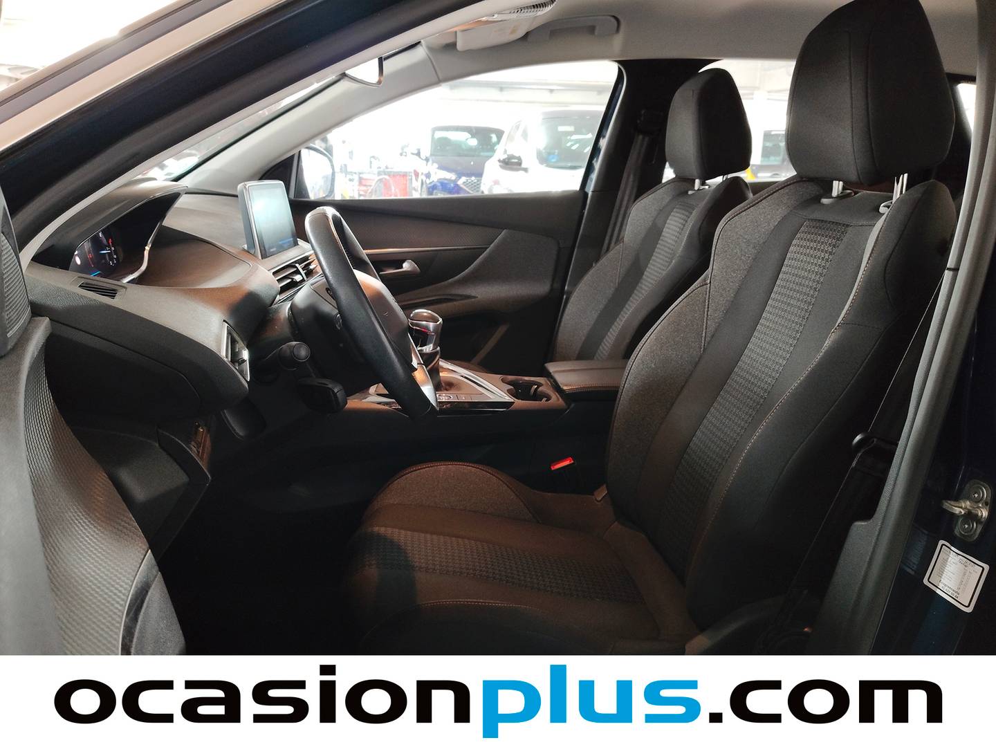 Foto asientos delanteros Peugeot 3008 Peugeot 3008 BlueHDi 130 S&S Active Pack (130 CV)