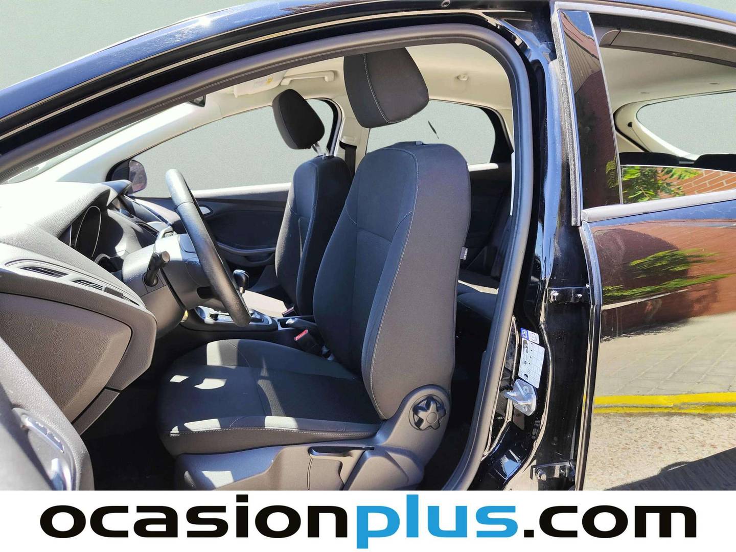 Foto asientos delanteros Ford Focus Ford Focus 1.0 Ecoboost S&S Business (125 CV)