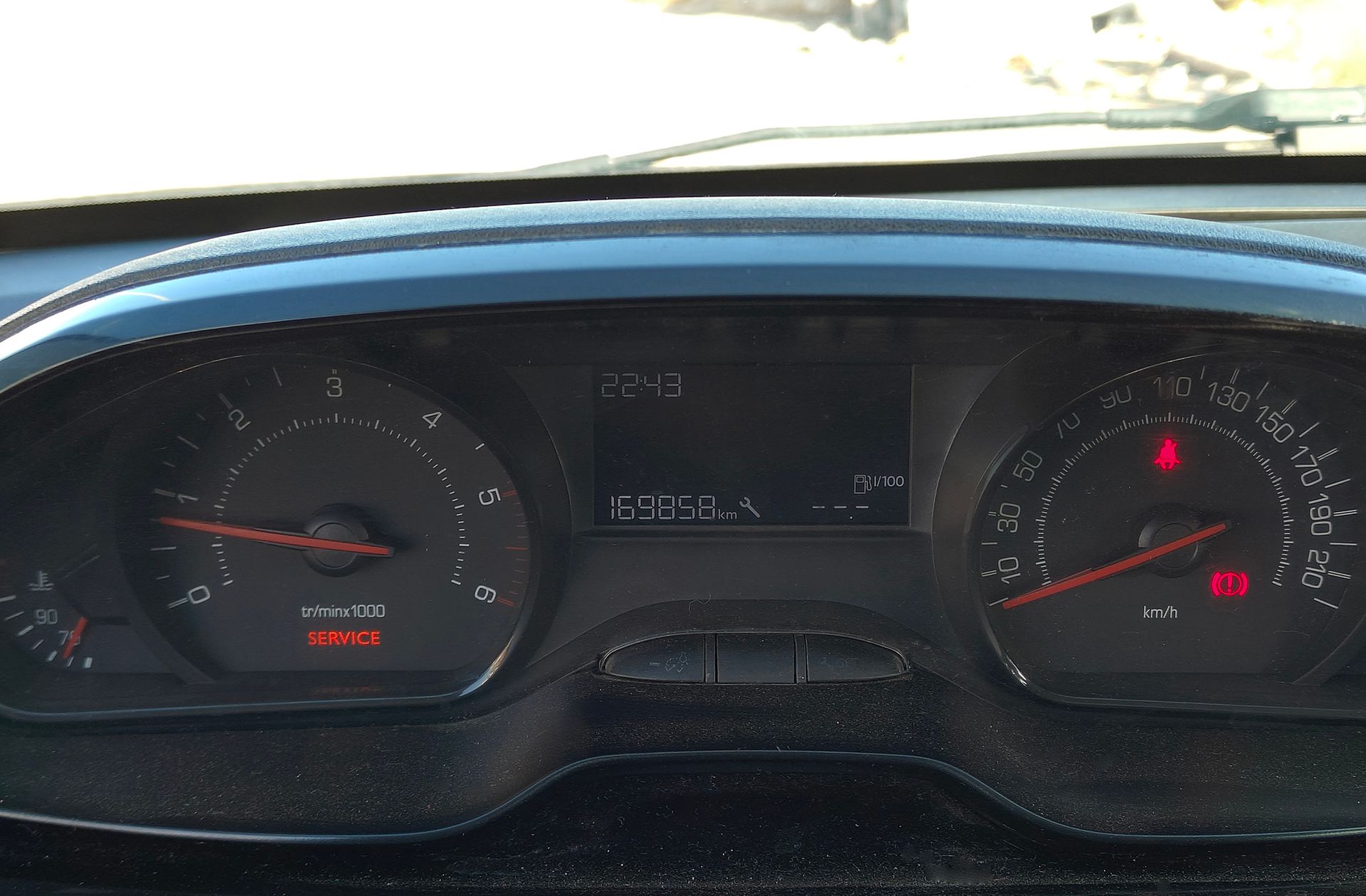 Peugeot 208 1.4 HDi Business Line - foto 16