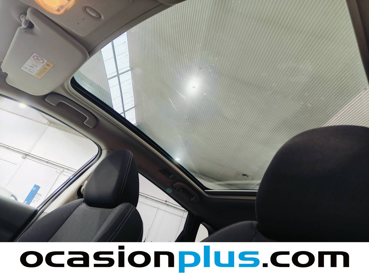 Extras y acabados del Nissan QASHQAI Nissan Qashqai dCi 115 N-Connecta (115 CV)