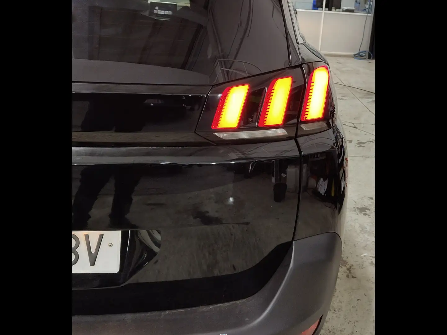 Foto Peugeot 5008 Peugeot 5008 1.6 BlueHDi Active EAT6 S&S (120 CV)  7 PLAZAS