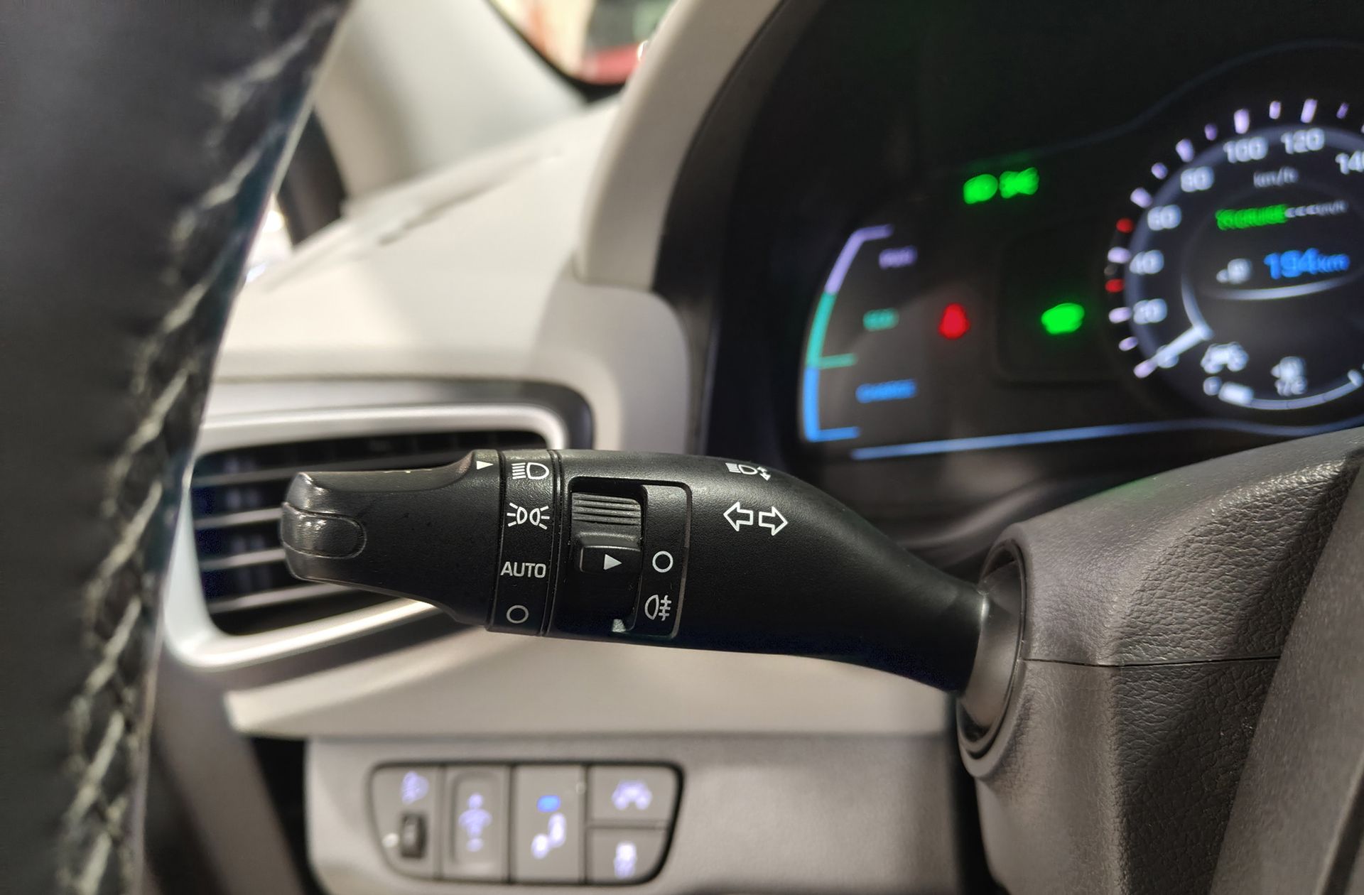 Hyundai Ioniq 1.6 GDI HEV Style DCT - foto 26