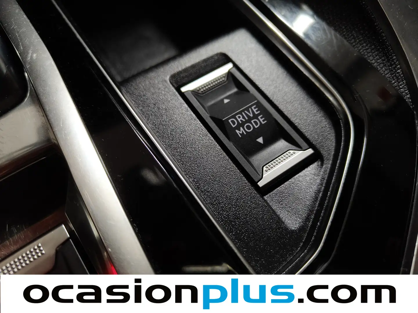 Foto Peugeot 5008 Peugeot 5008 BlueHDi 130 S&S Roadtrip EAT8 (130 CV) 7 Plazas