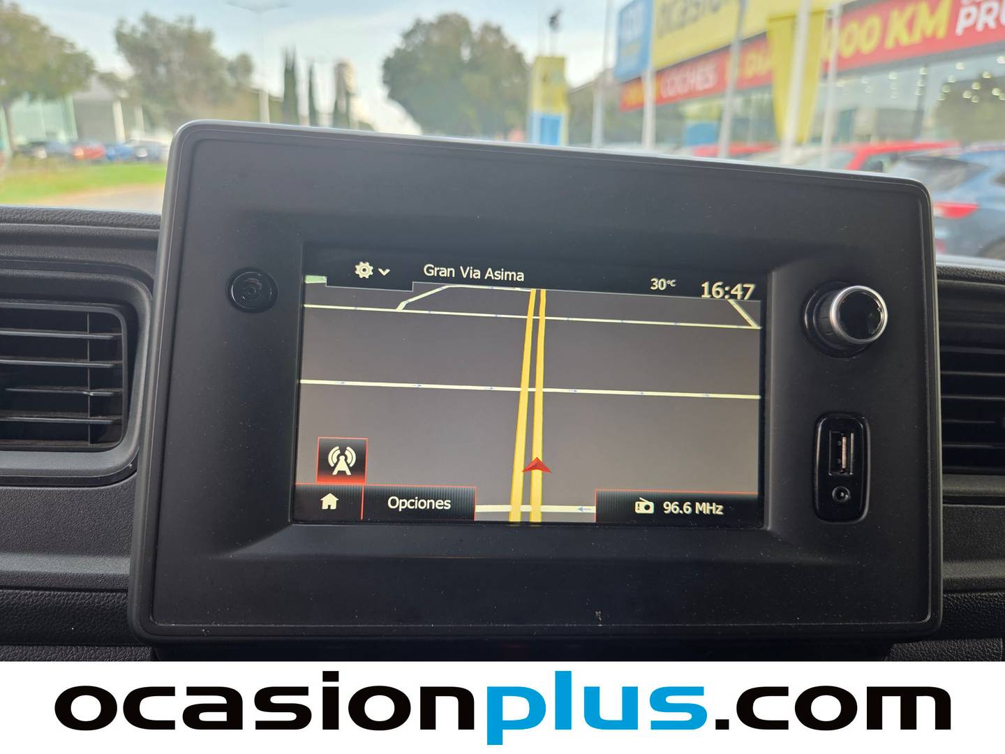 Extras y acabados del Renault Master Renault Master Furgon L3H2 3500 Energy RS dCi (145 CV)