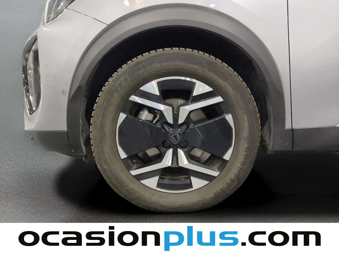 Foto Peugeot 2008 Peugeot 2008 Allure Hybrid eDCS6 (136 CV)