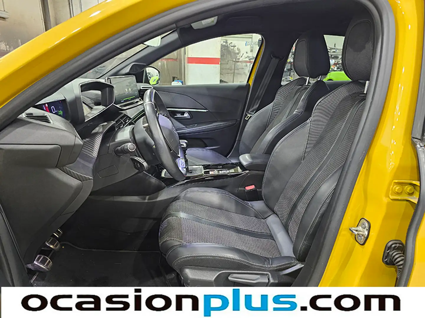 Foto Peugeot 208 Peugeot 208 BlueHDi 100 GT (100 CV)