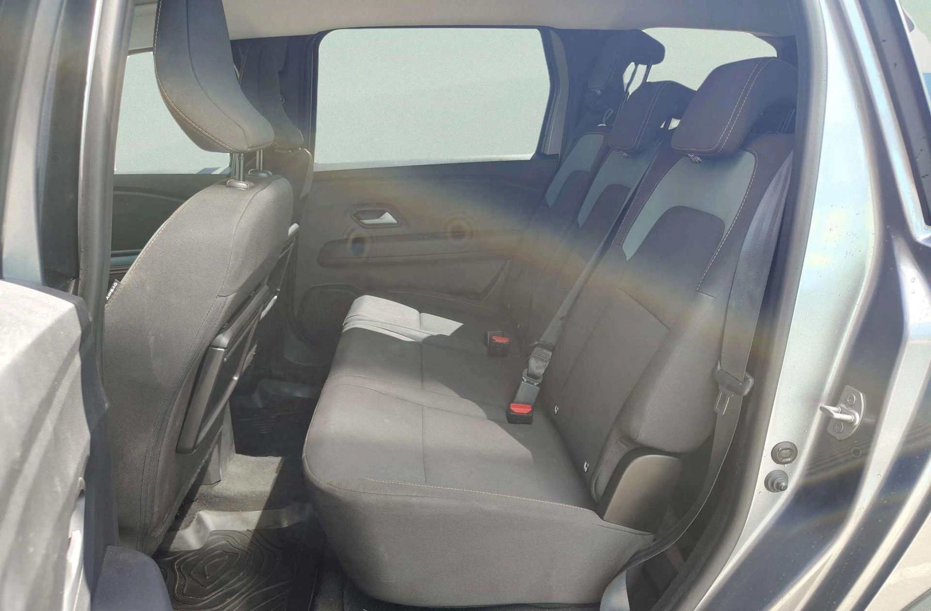 Dacia Jogger Extreme Hybrid 7 plazas - foto 11