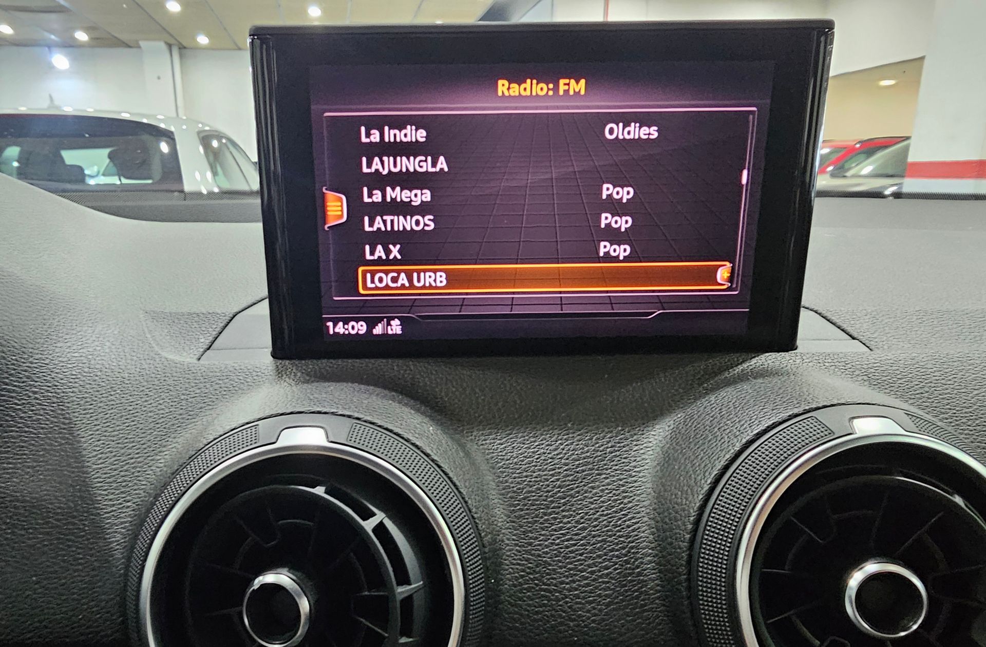 Audi Q2 design 30 TFSI - foto 32