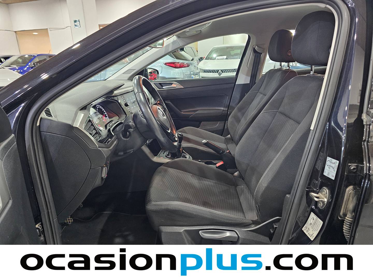 Foto asientos delanteros Volkswagen Polo Volkswagen Polo Advance 1.0 TSI (95 CV)