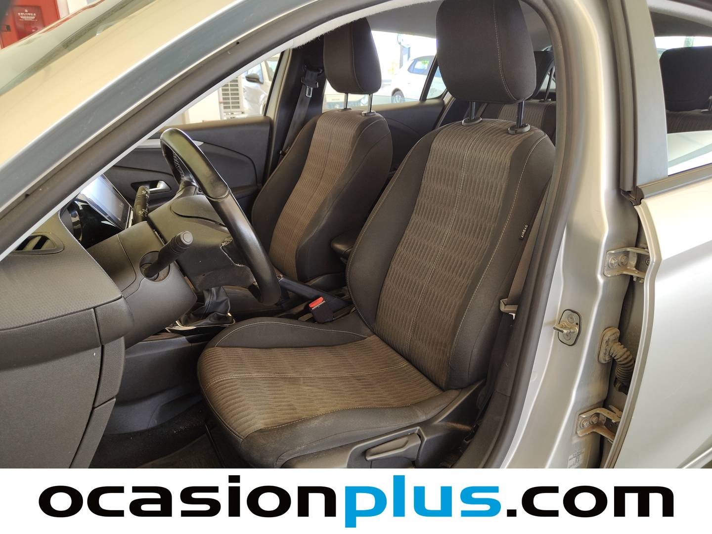 Foto asientos delanteros Opel Corsa Opel Corsa 1.2 XEL S&S Edition (75 CV)