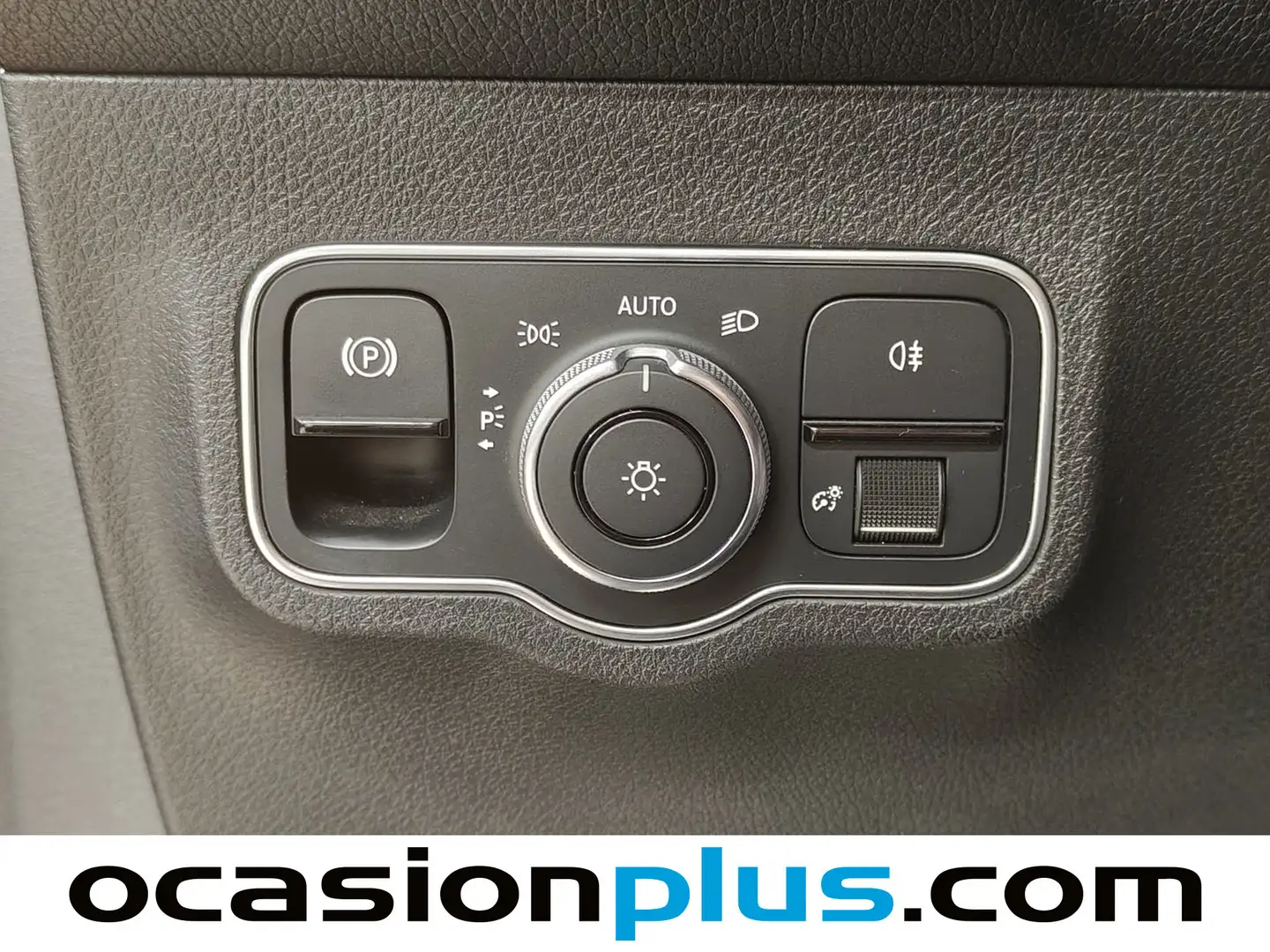 Foto Mercedes GLB Mercedes-Benz GLB GLB 220 D 4MATIC (190 CV)