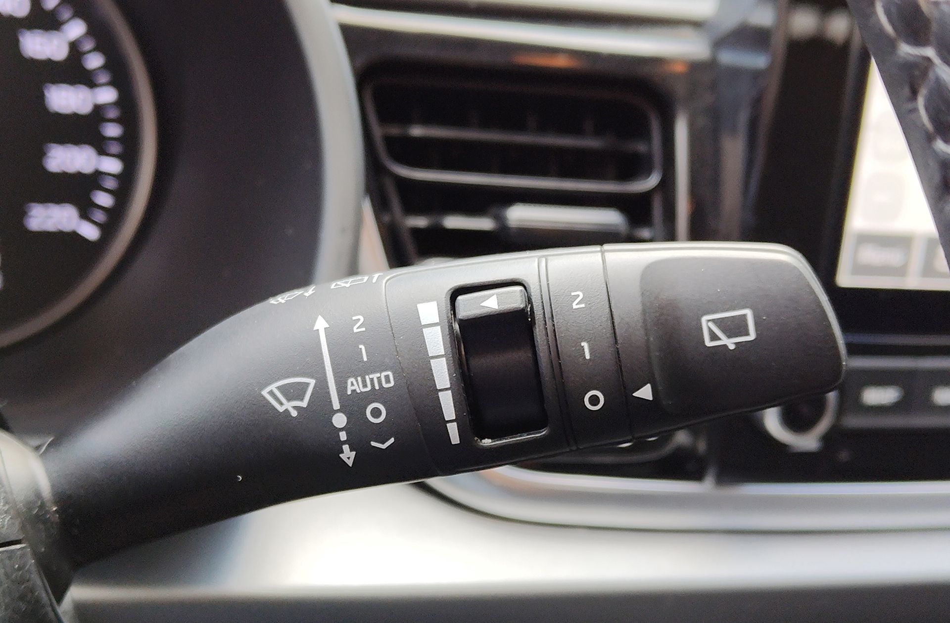 Kia Rio 1.0 T-GDi MHEV iMT Drive - foto 31