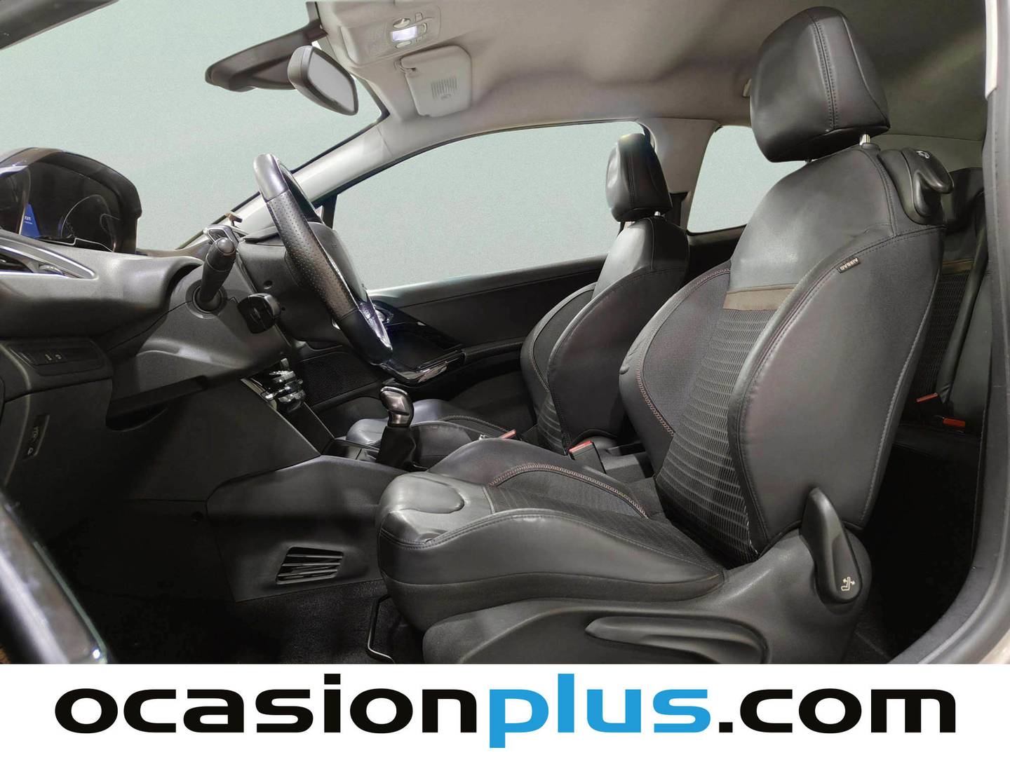Foto asientos delanteros Peugeot 208 Peugeot 208 1.6 e-HDi Active (92 CV)