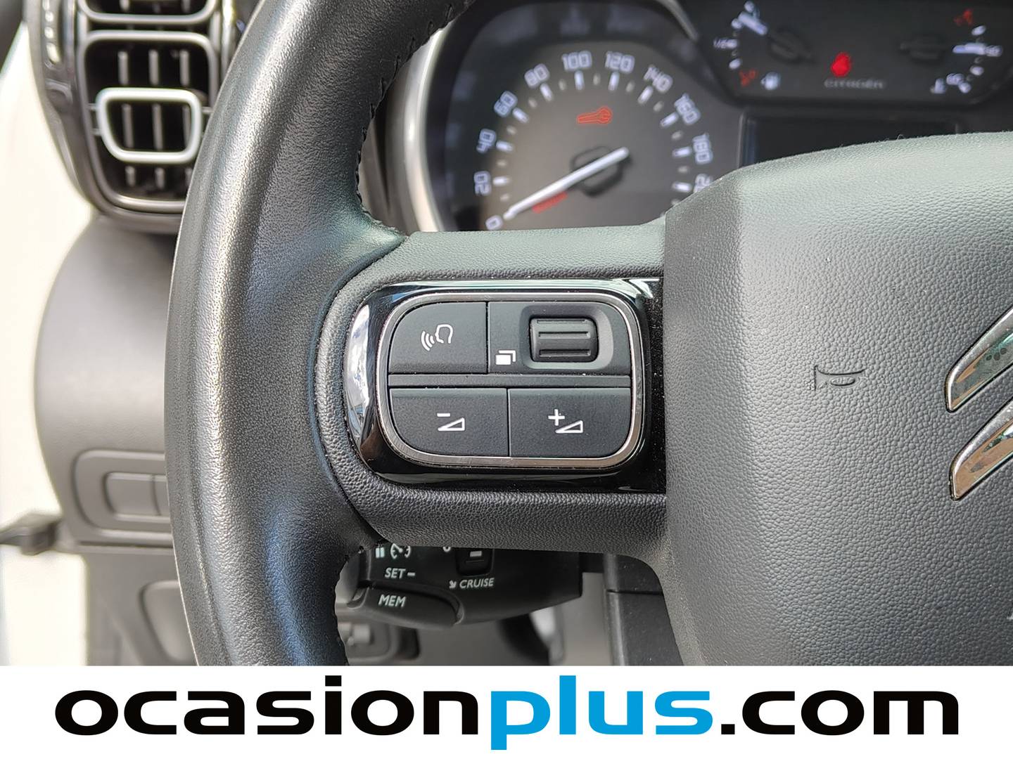 Foto Citroën C3 Aircross Citroen C3 Aircross PureTech 130 Shine Pack EAT6 (131 CV)