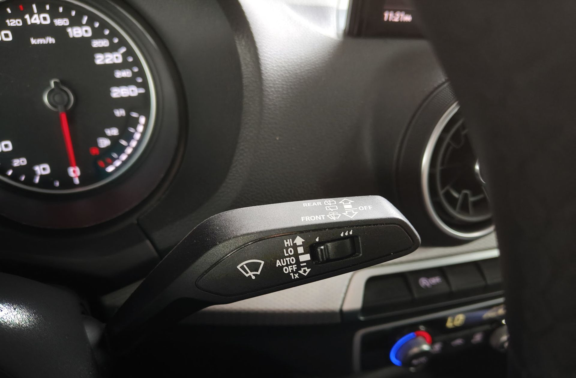 Audi Q2 Advanced 30 TDI - foto 29
