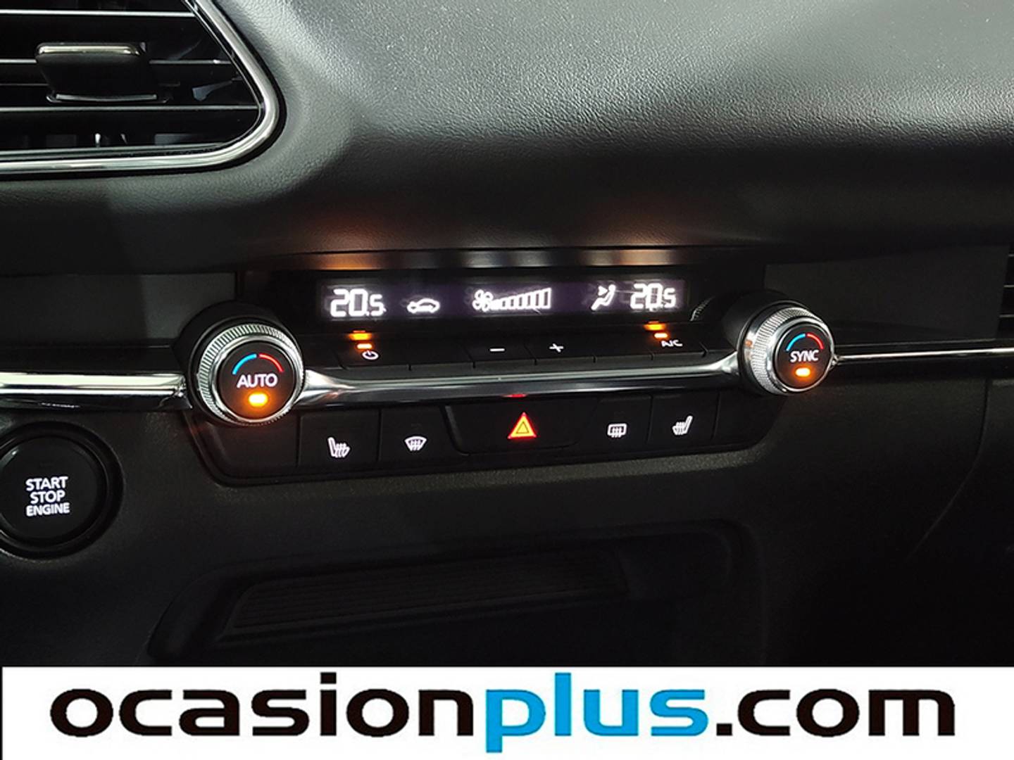 Foto Mazda CX-30 Mazda CX-30 e-SKYACTIV-X Homura 2WD AT (186 CV)